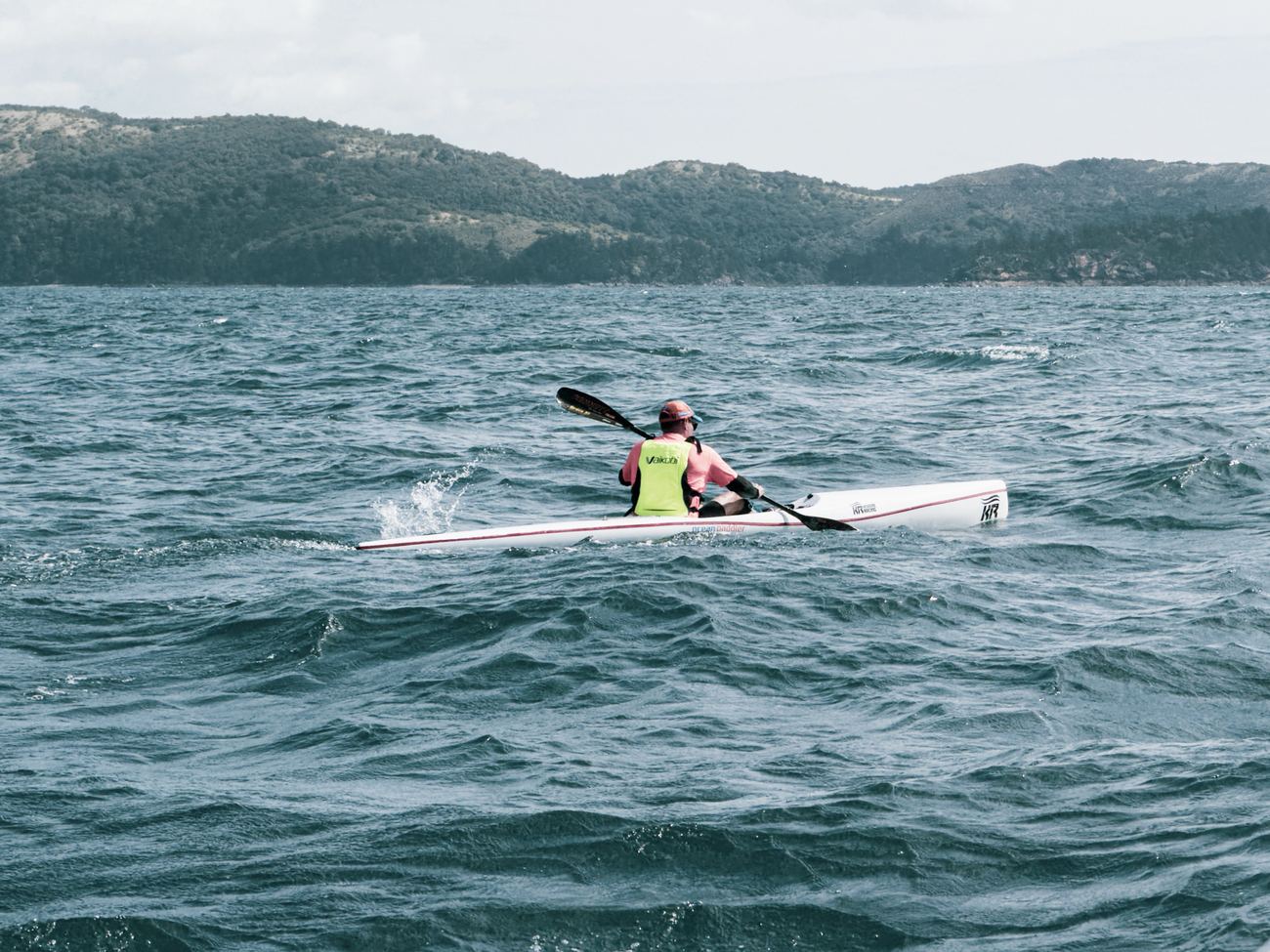 Paddler in the swell