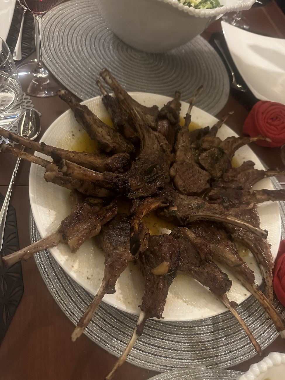 The rack of lamb, plated