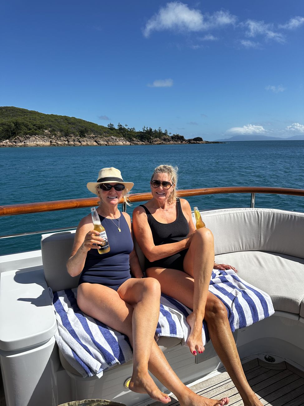 Two members of the bow club with drinks